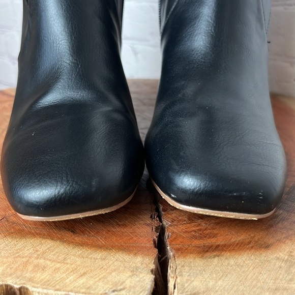 Silent D High Heel Careful Boots in Black - Picture 2 of 13